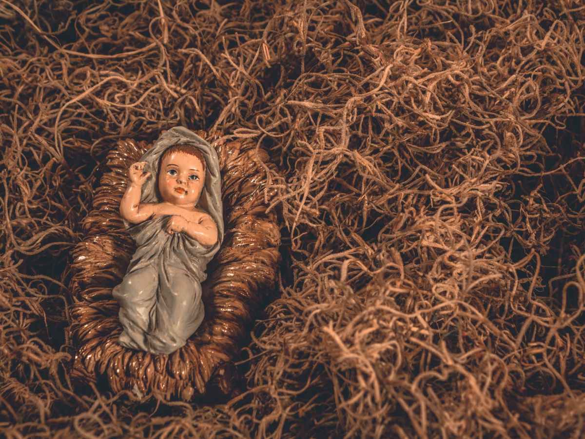 The Original Silent Night vs. the Vatican’s 2020&nbsp;Nativity